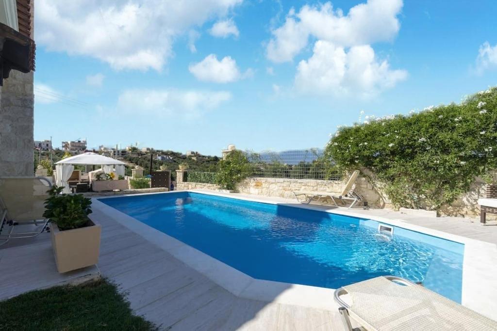 Heraklion Twins House - Private Pool Retreat Episkopí- Rethimno エクステリア 写真